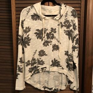 Wild Kiss light weight sweater